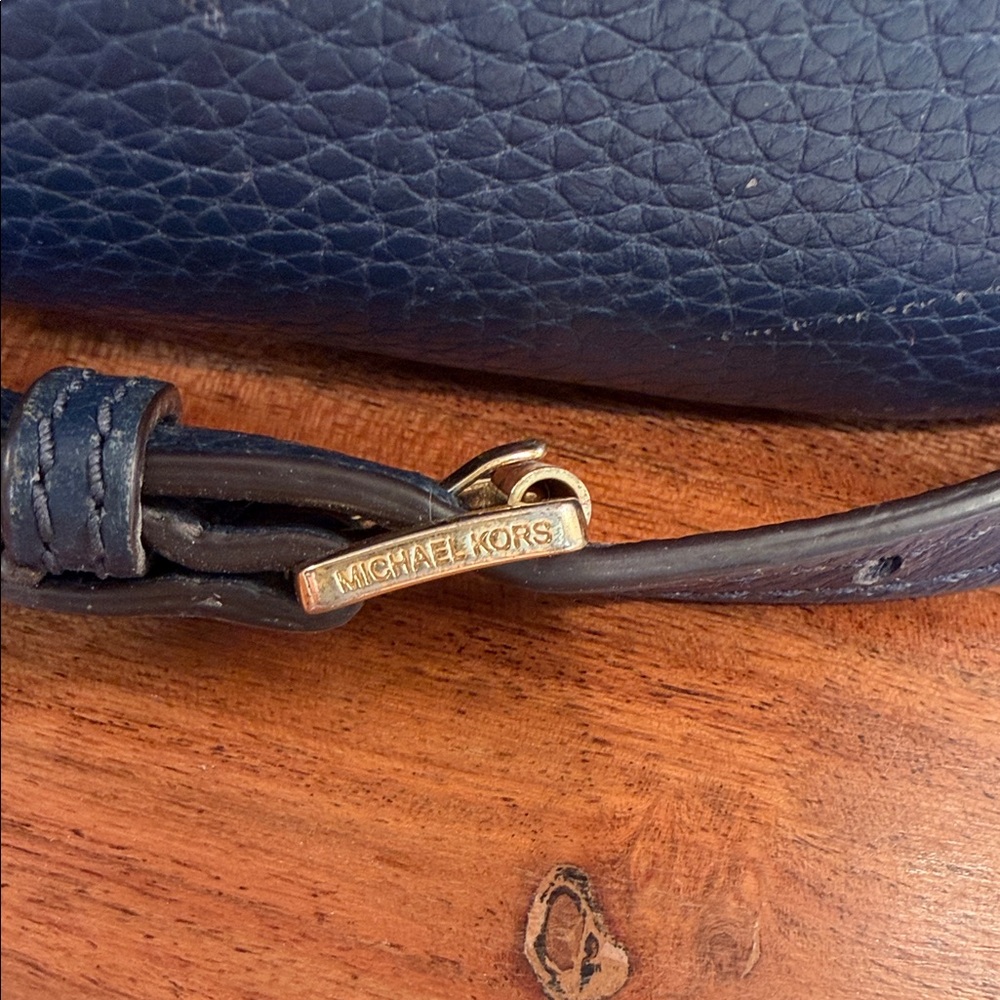 Michael Kors Fulton Crossbody Purse Bag Handbag Navy Blue Pebbled Leather - Picture 5 of 14